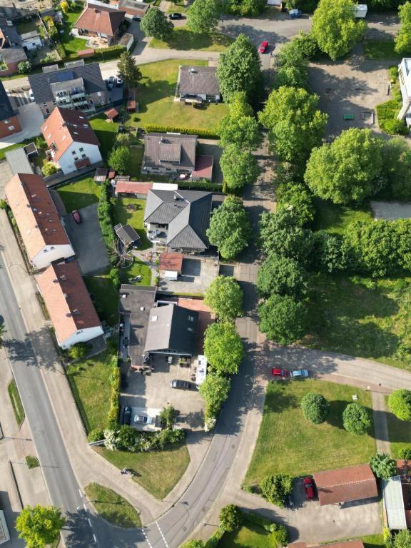 Ingrids Ferienwohnung Mit Balkon In Thiede Naehe See Salzgitter Exterior photo