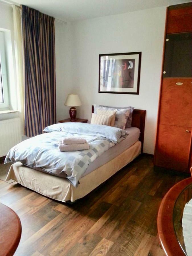 Ingrids Ferienwohnung Mit Balkon In Thiede Naehe See Salzgitter Exterior photo