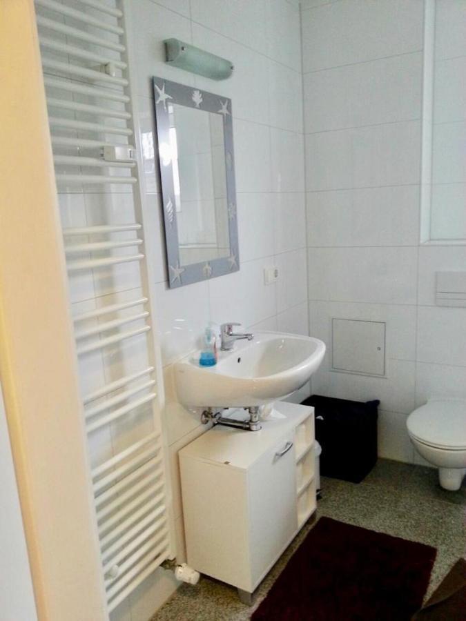 Ingrids Ferienwohnung Mit Balkon In Thiede Naehe See Salzgitter Exterior photo