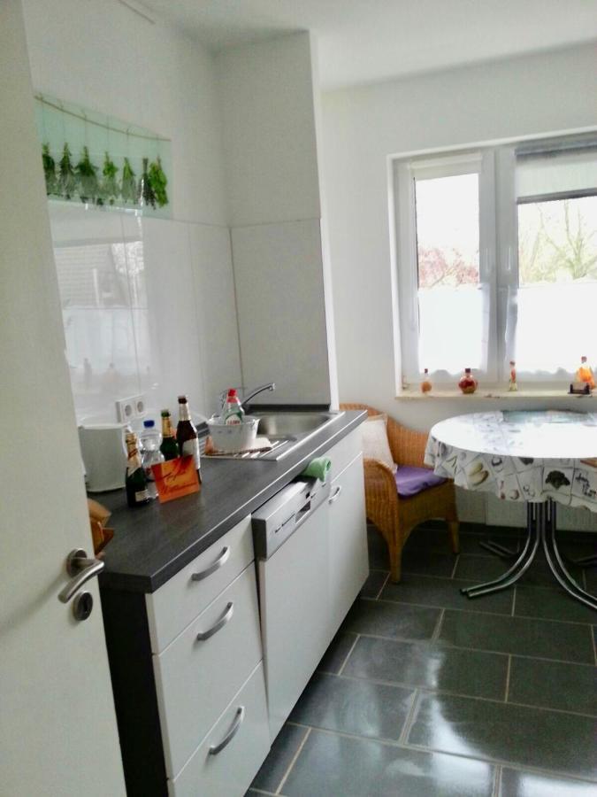 Ingrids Ferienwohnung Mit Balkon In Thiede Naehe See Salzgitter Exterior photo