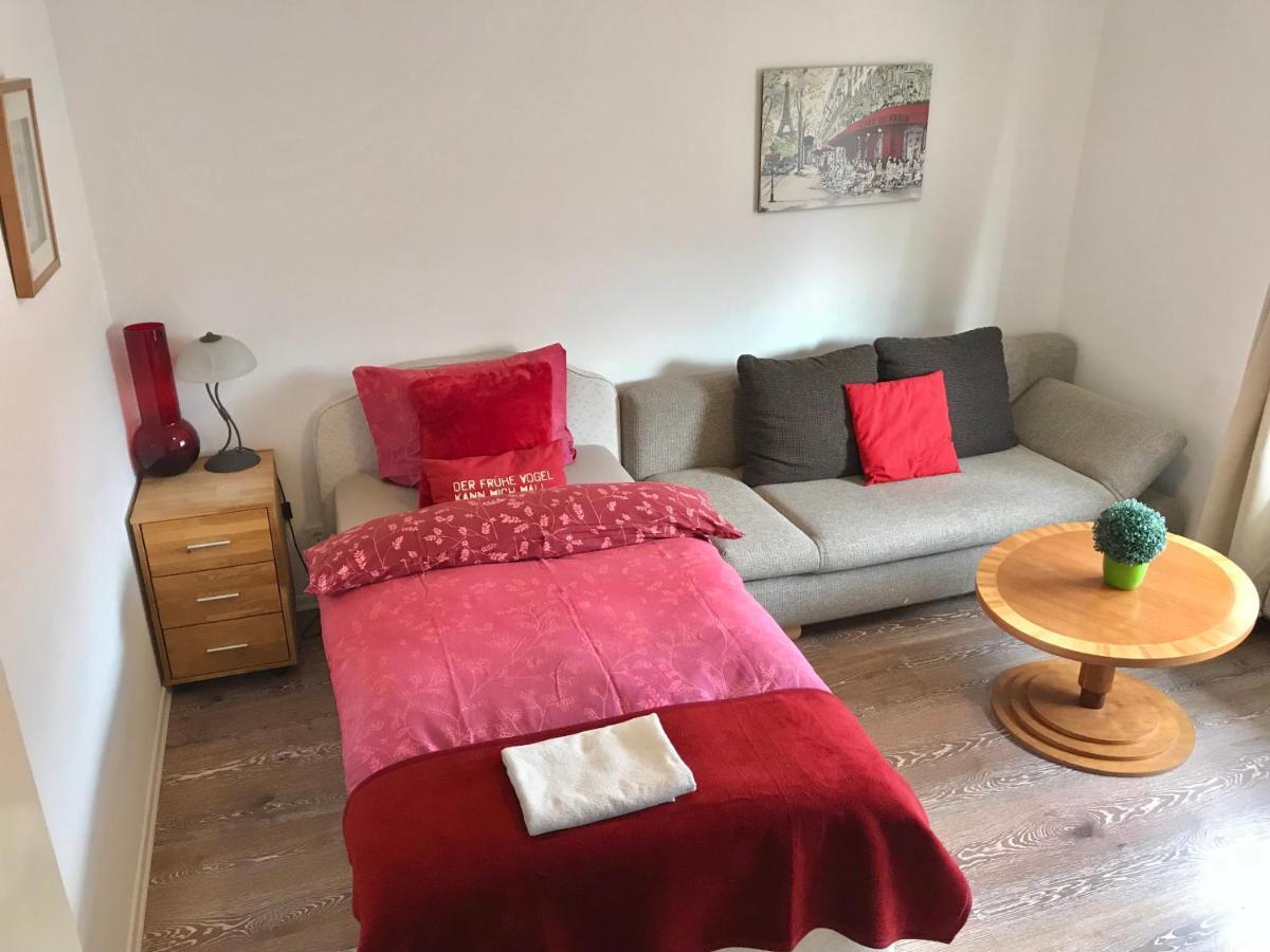Ingrids Ferienwohnung Mit Balkon In Thiede Naehe See Salzgitter Exterior photo